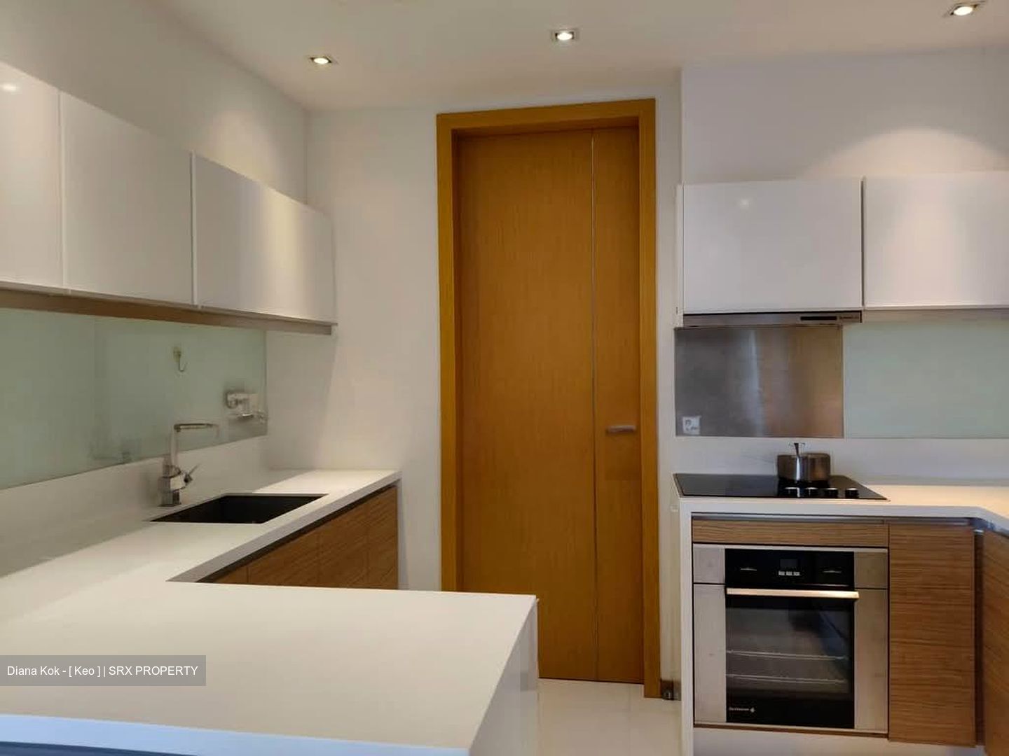 Marina Bay Residences (D1), Condominium #536669941